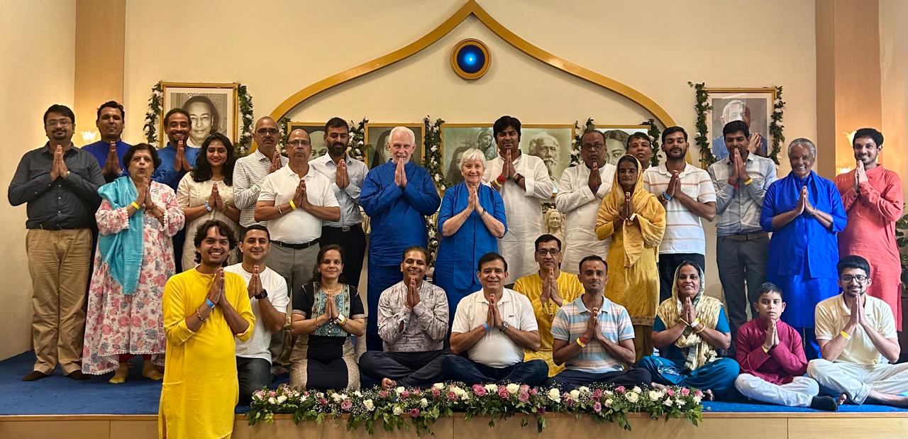 group photo hindi